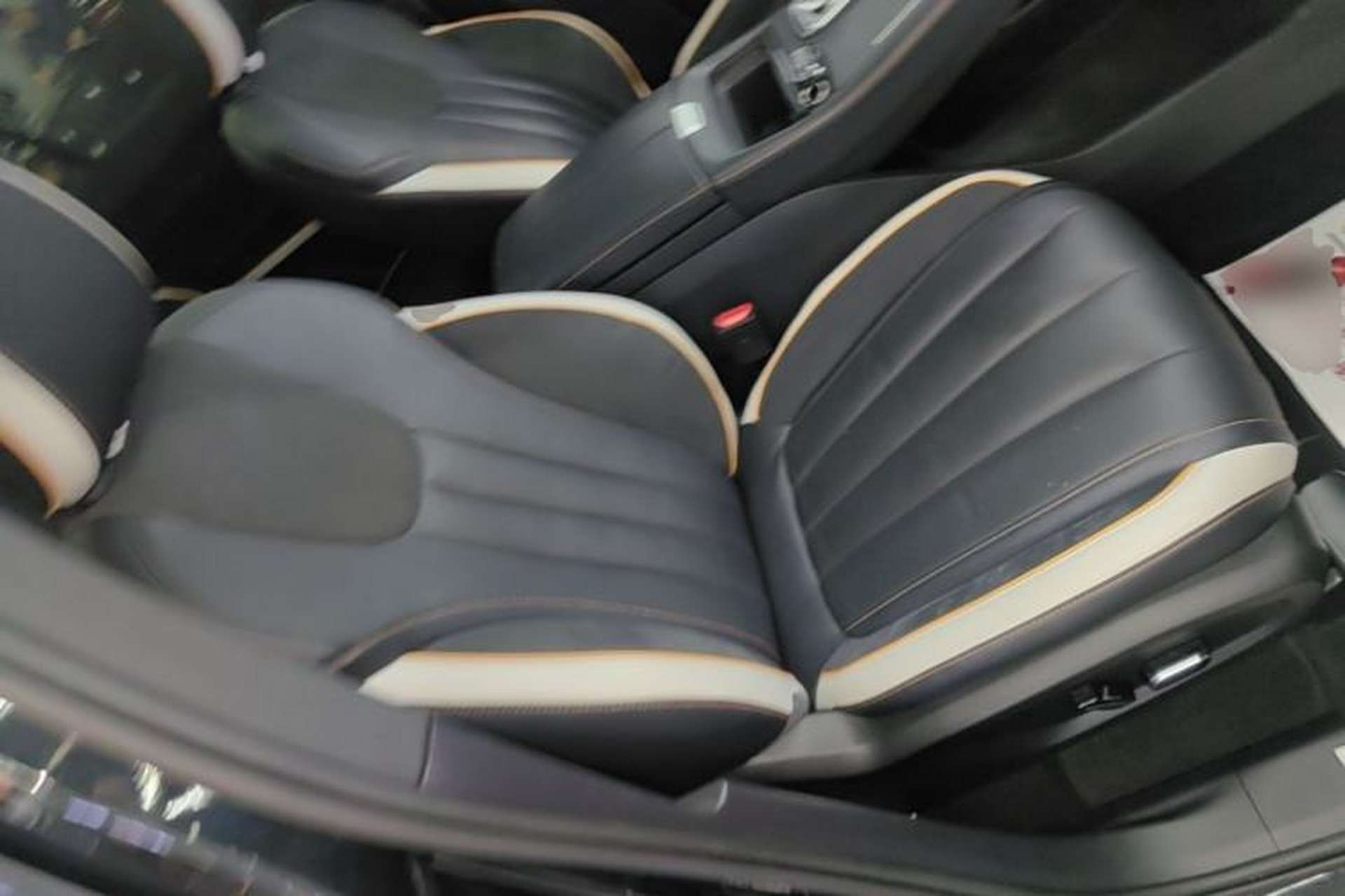 Used Ford Equator 2023 EcoBoost 225 Obsidian Orange Edition Prestige 7-Seater (2/3/2) Right Front Seat