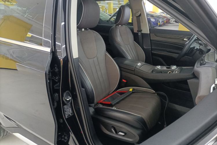 Used Ford Equator 2023 EcoBoost 225 Premier 7-Seater (2/2/3) Right Front Seat