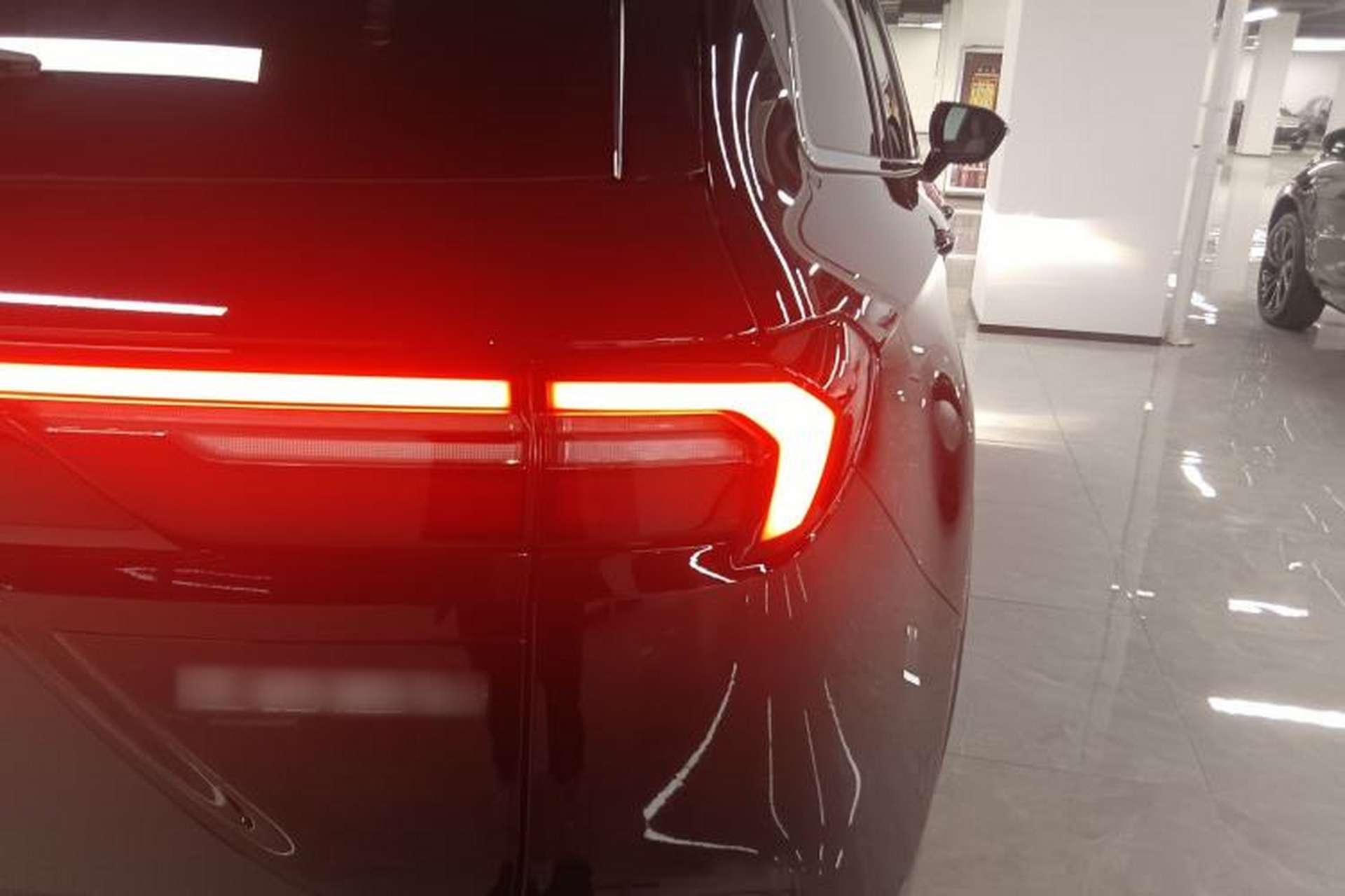 Used Ford Equator 2023 EcoBoost 225 Premier PLUS 7-Seater (2/2/3) Right Rear Taillight