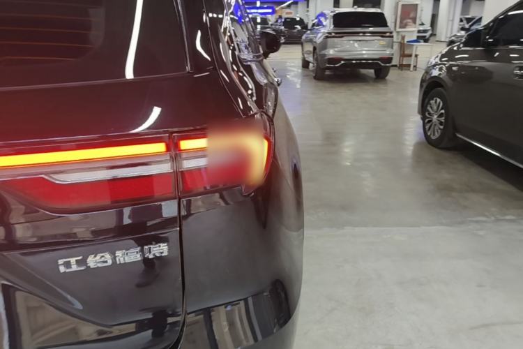 Used Ford Equator 2023 EcoBoost 225 Platinum Edition 7-Seater (2/3/2) Right Rear Taillight