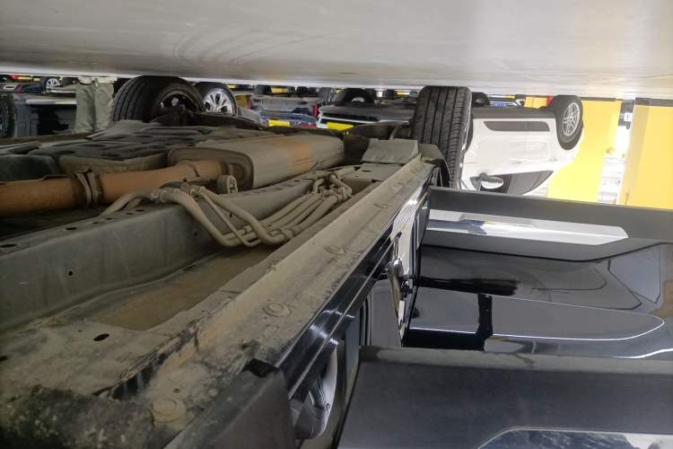 Used Ford Equator 2023 EcoBoost 225 Premier 7-Seater (2/2/3) Right Side Sill