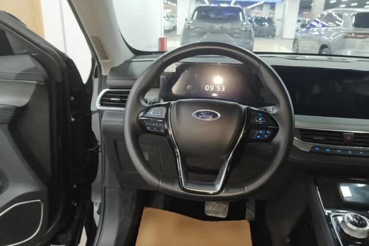 Used Ford Equator 2023 EcoBoost 225 Platinum Edition 7-Seater (2/3/2) Steering Wheel