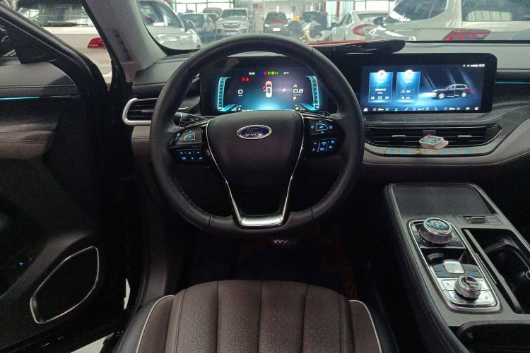 Used Ford Equator 2023 EcoBoost 225 Premier 7-Seater (2/2/3) Steering Wheel