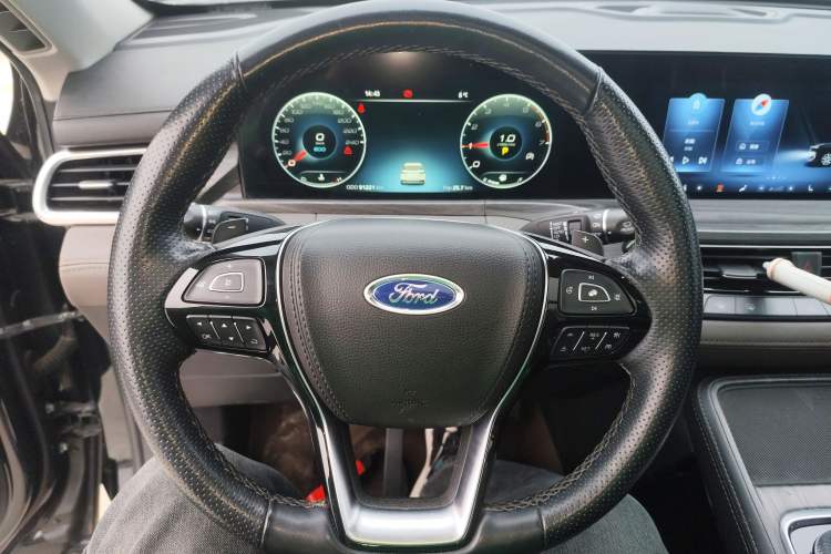 Used Ford Equator 2023 EcoBoost 225 Premier 7-Seater (2/3/2) Steering Wheel