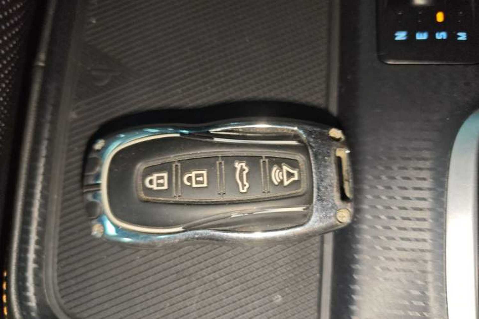 Used Ford Equator 2023 EcoBoost 225 Obsidian Orange Edition Prestige 7-Seater (2/2/3) Vehicle Key