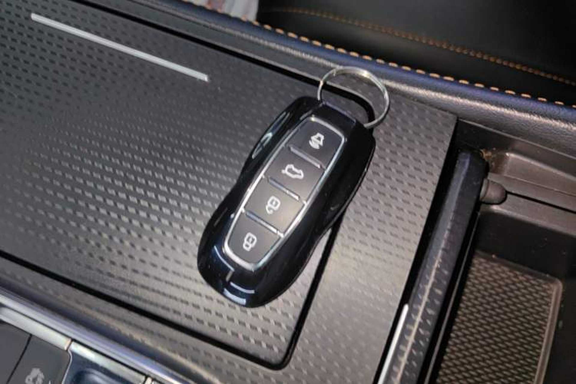 Used Ford Equator 2023 EcoBoost 225 Obsidian Orange Edition Prestige 7-Seater (2/3/2) Vehicle Key