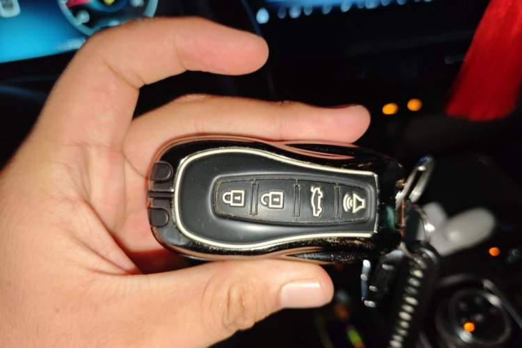 Used Ford Equator 2023 EcoBoost 225 Premier 7-Seater (2/2/3) Vehicle Key