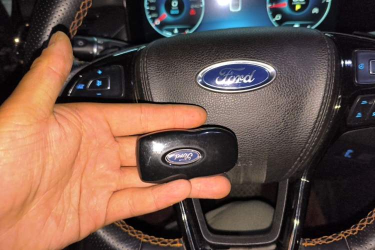 Used Ford Equator 2023 EcoBoost 225 Premier 7-Seater (2/3/2) Vehicle Key