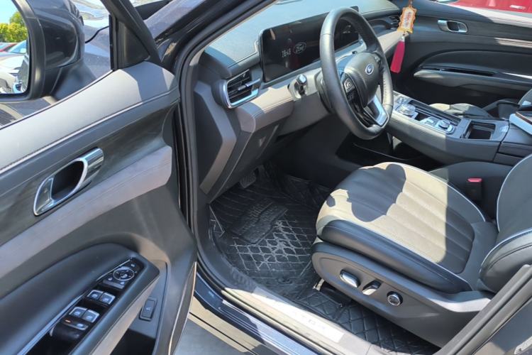Used Ford Equator 2023 EcoBoost 225 Premier PLUS 7-Seater (2/2/3) Driver Seat