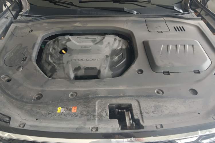 Used Ford Equator 2023 EcoBoost 225 Premier 7-Seater (2/2/3) Engine Bay
