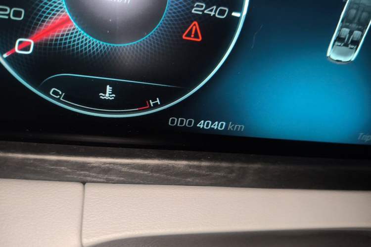 Used Ford Equator 2023 EcoBoost 225 Premier 7-Seater (2/2/3) Odometer Close Up