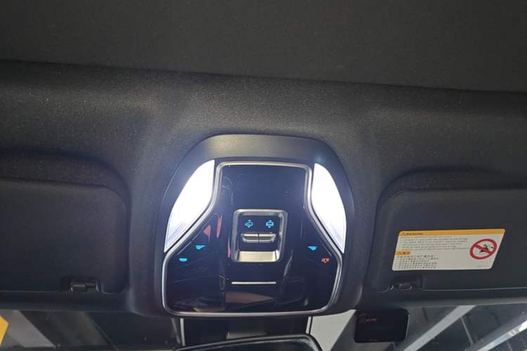 Used Ford Equator 2023 EcoBoost 225 Obsidian Orange Edition Prestige 7-Seater (2/2/3) Headliner