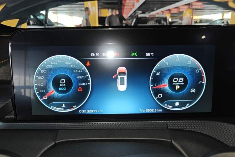 Used Ford Equator 2023 EcoBoost 225 Obsidian Orange Edition Prestige 7-Seater (2/2/3) Instrument Cluster