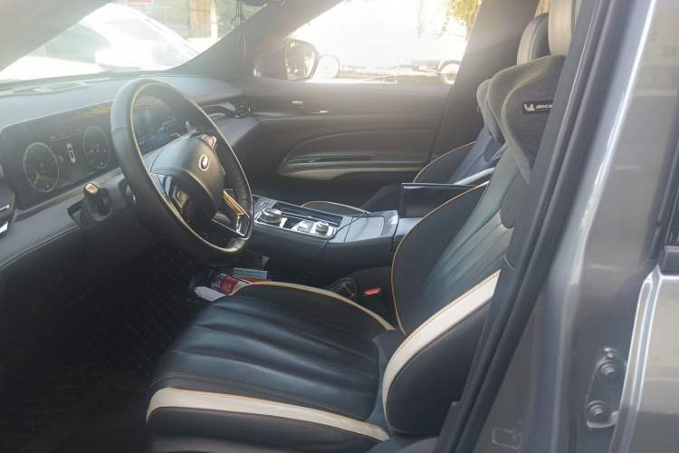 Used Ford Equator 2023 EcoBoost 225 Obsidian Orange Edition Prestige 7-Seater (2/2/3) Left Front Seat