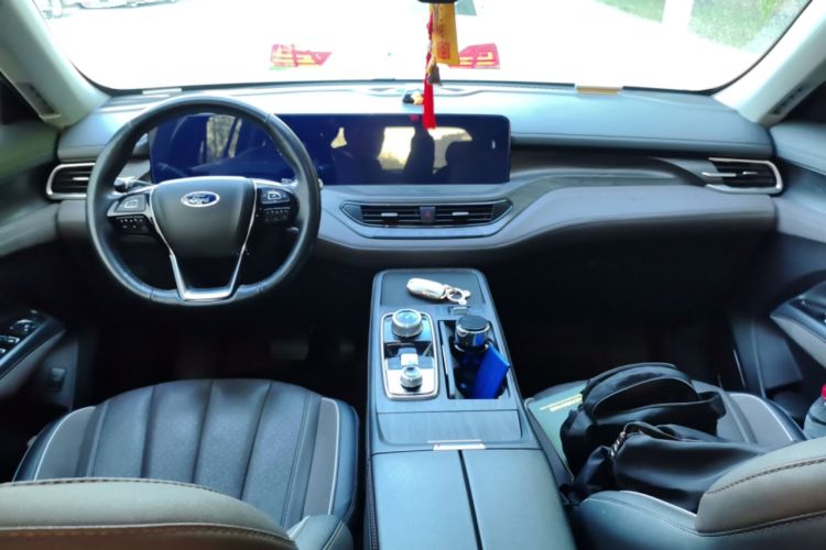 Used Ford Equator 2023 EcoBoost 225 Premier 7-Seater (2/3/2) Center Console