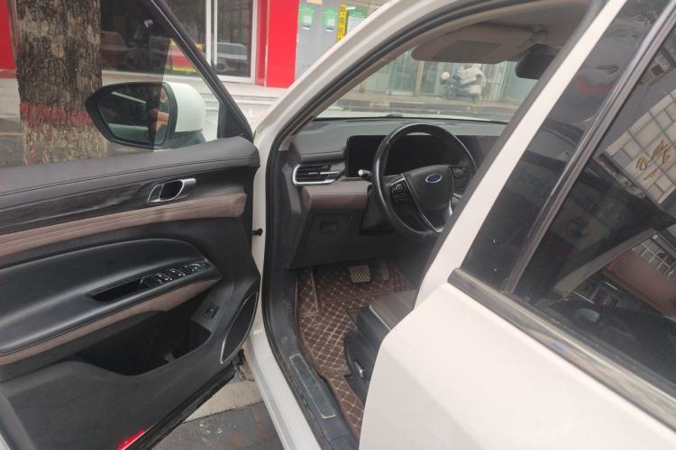 Used Ford Equator 2023 EcoBoost 225 Premier 7-Seater (2/2/3) Driver Seat