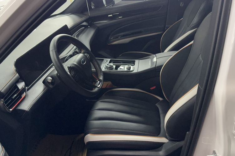 Used Ford Equator 2023 EcoBoost 225 Obsidian Orange Edition Prestige 7-Seater (2/2/3) Interior 1