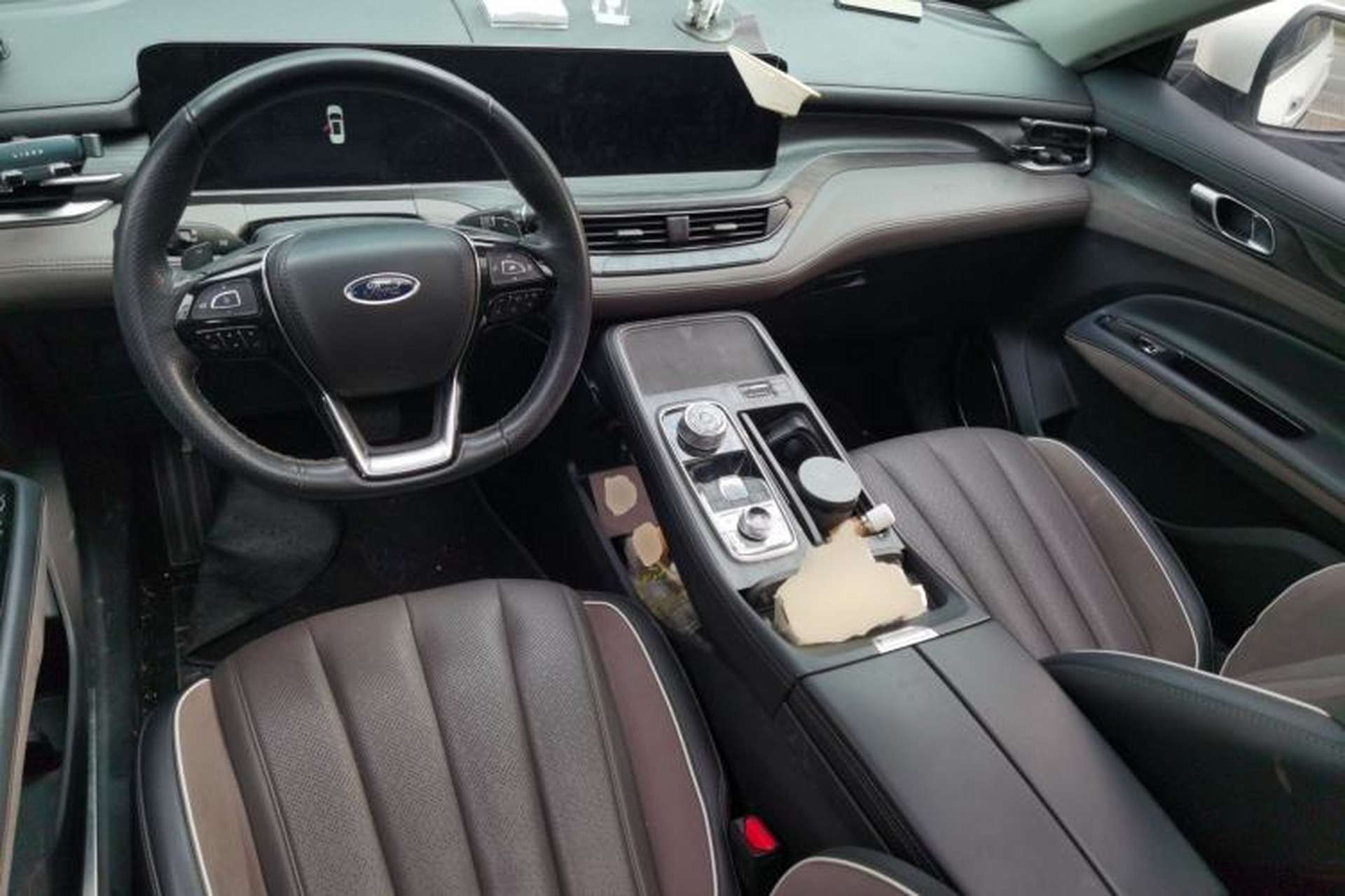 Used Ford Equator 2023 EcoBoost 225 Premier 7-Seater (2/2/3) Interior 2