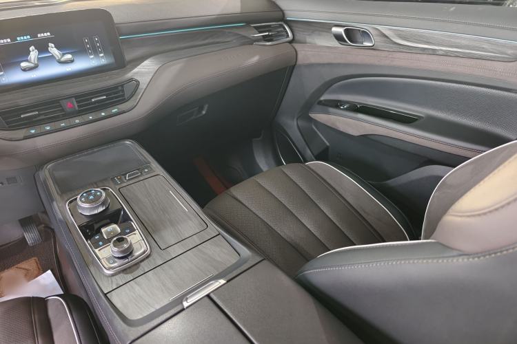 Used Ford Equator 2023 EcoBoost 225 Premier 7-Seater (2/3/2) Interior 3