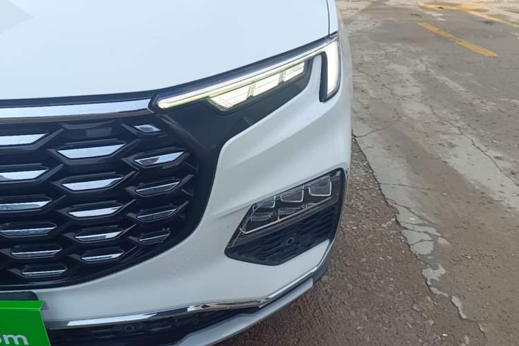 Used Ford Equator 2023 EcoBoost 225 Premier 7-Seater (2/2/3) Left Front Headlight