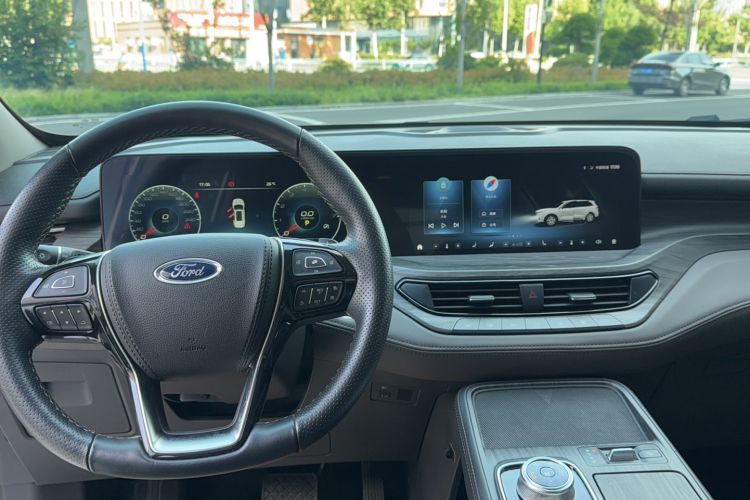 Used Ford Equator 2023 EcoBoost 225 Premier 7-Seater (2/2/3) Left Rear Seat