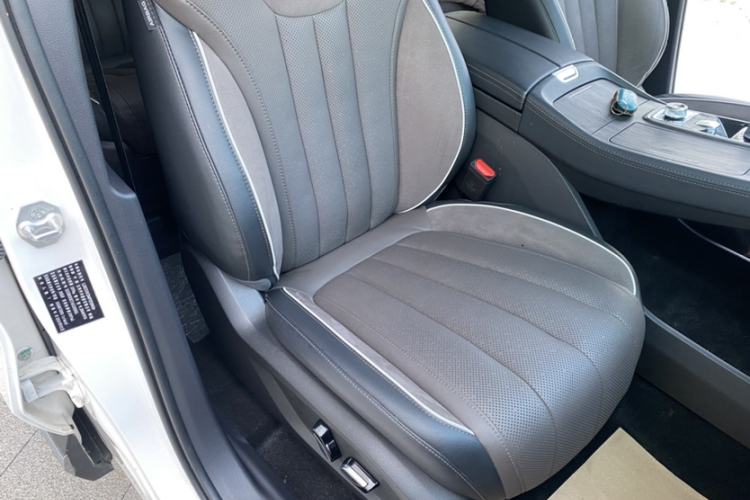 Used Ford Equator 2023 EcoBoost 225 Premier 7-Seater (2/2/3) Right Front Seat