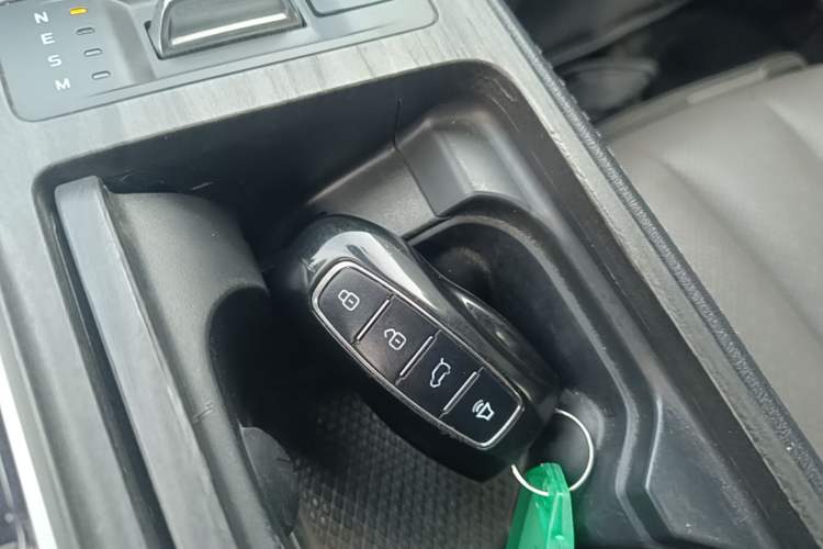 Used Ford Equator 2023 EcoBoost 225 Premier 7-Seater (2/2/3) Vehicle Key