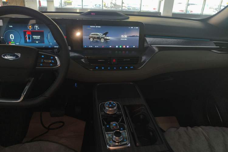Used Ford Equator New Energy 2025 Luxury Edition Audio And AC Panel