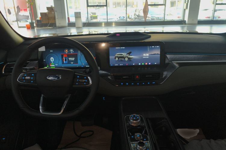 Used Ford Equator New Energy 2025 Luxury Edition Center Console