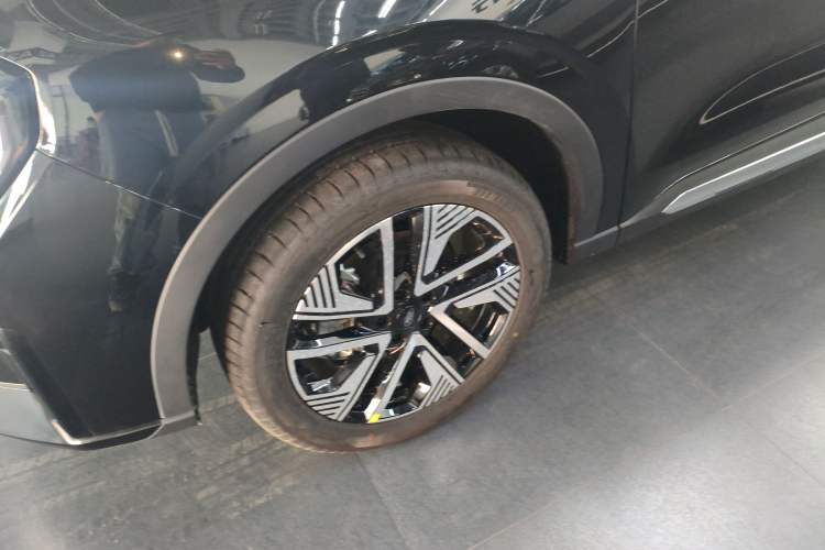 Used Ford Equator New Energy 2025 Luxury Edition Exterior 4
