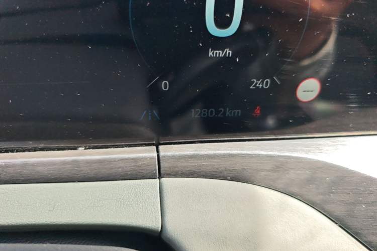 Used Ford Equator New Energy 2025 Luxury Edition Odometer Close Up