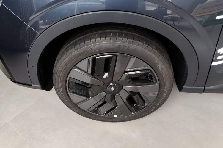 Used Ford Equator New Energy 2025 Luxury Plus Version Exterior 4