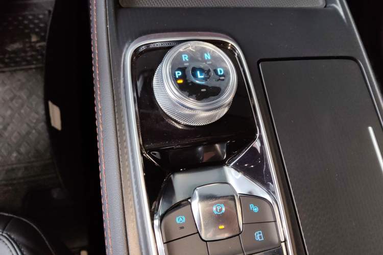 Used Ford Equator New Energy 2025 Luxury Plus Version Gear Lever