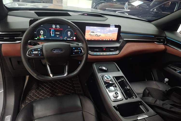 Used Ford Equator New Energy 2025 Luxury Plus Version Center Console