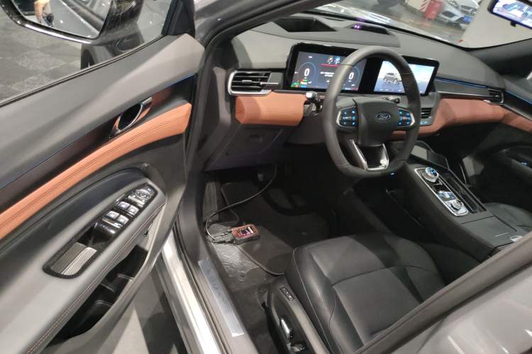Used Ford Equator New Energy 2025 Luxury Plus Version Interior 3