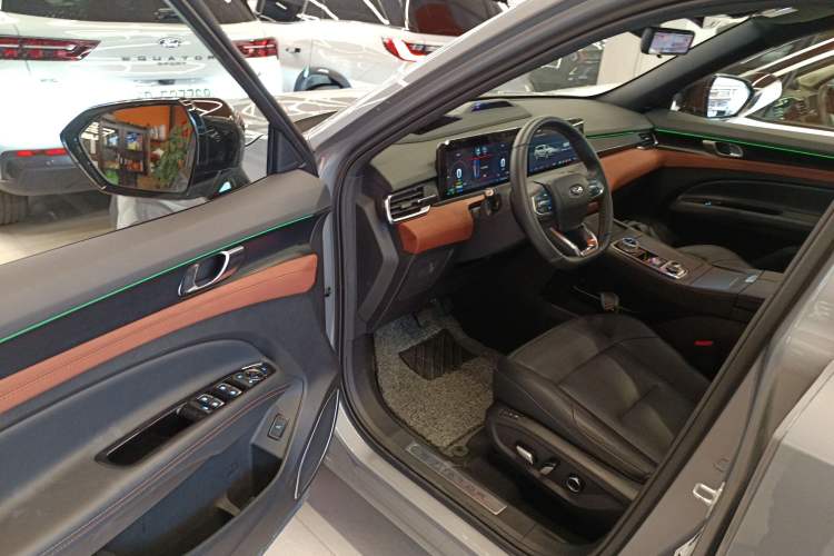 Used Ford Equator New Energy 2025 Luxury Plus Version Interior 3