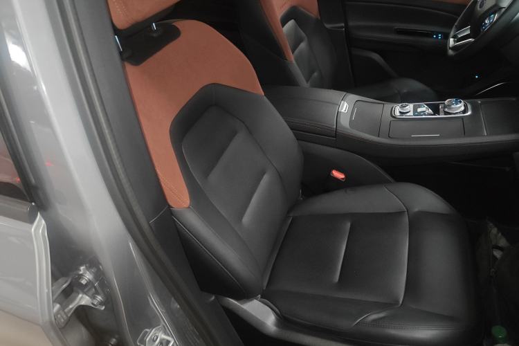 Used Ford Equator New Energy 2025 Luxury Plus Version Right Front Seat