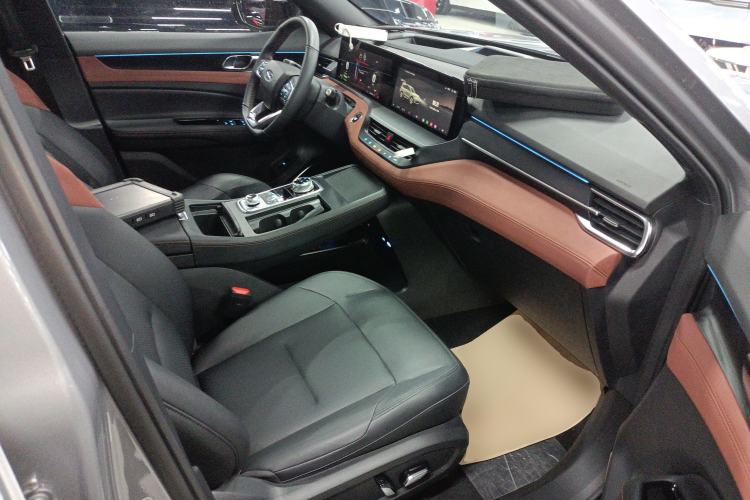 Used Ford Equator New Energy 2025 Luxury Plus Version Right Front Seat