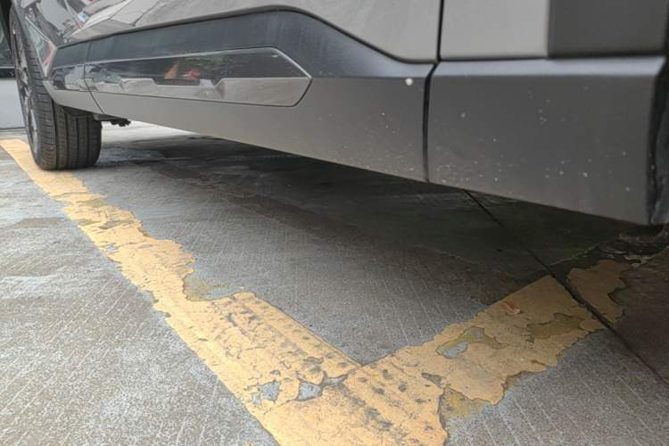 Used Ford Equator New Energy 2025 Luxury Plus Version Right Side Sill