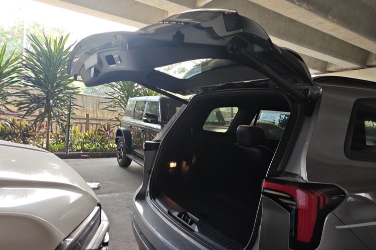 Used Ford Equator New Energy 2025 Luxury Plus Version Trunk