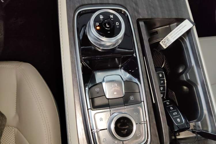Used Ford Equator New Energy 2025 Luxury Edition Gear Lever