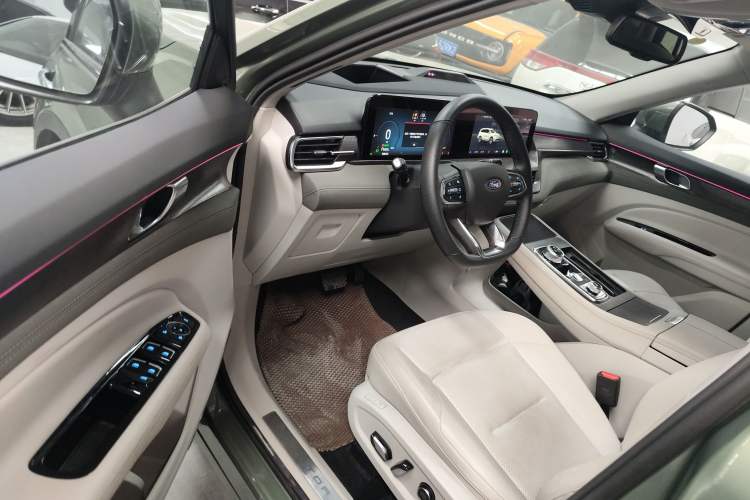 Used Ford Equator New Energy 2025 Luxury Plus Version Interior 3