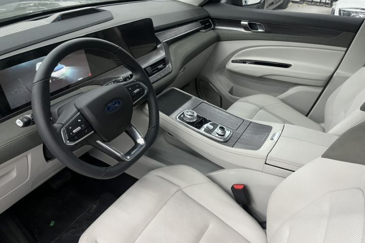 Used Ford Equator New Energy 2025 Luxury Plus Version Interior 4
