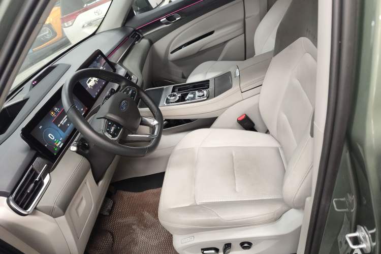Used Ford Equator New Energy 2025 Luxury Plus Version Left Front Seat