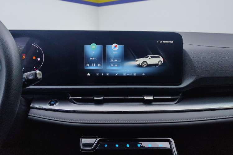 Used Ford Equator Sport 2023 EcoBoost 170 Prime Edition Audio And AC Panel
