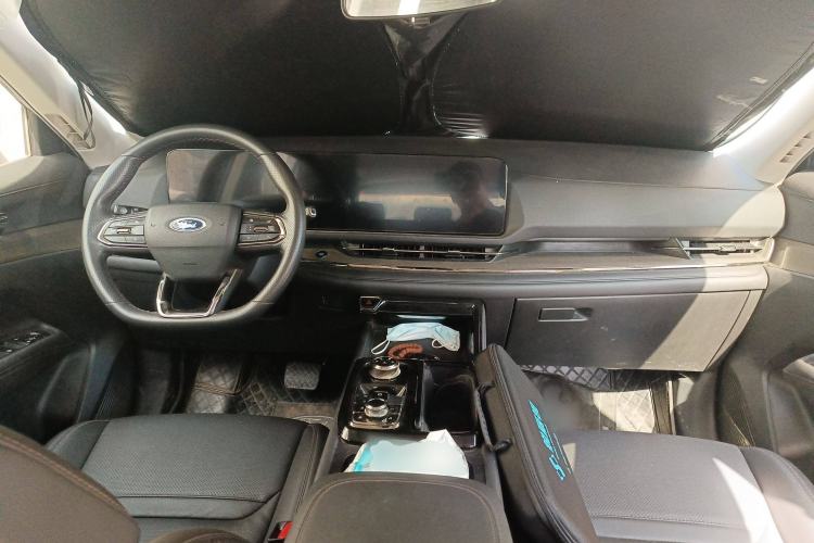 Used Ford Equator Sport 2023 EcoBoost 170 Elite Model Center Console
