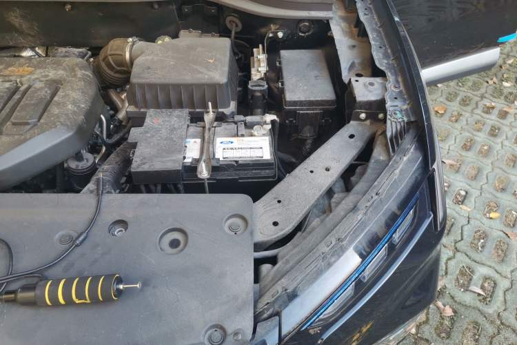 Used Ford Equator Sport 2022 EcoBoost 170 Platinum Edition Engine Bay Left