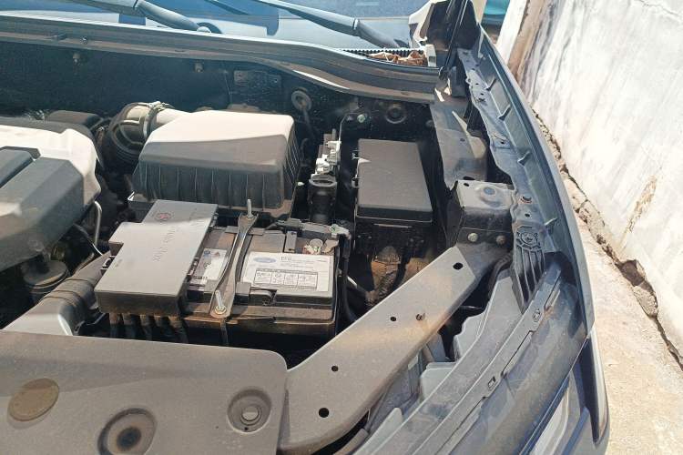Used Ford Equator Sport 2023 EcoBoost 170 Elite Model Engine Bay Left
