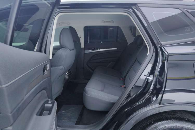 Used Ford Equator Sport 2023 EcoBoost 170 Prime Edition Left Rear Seat