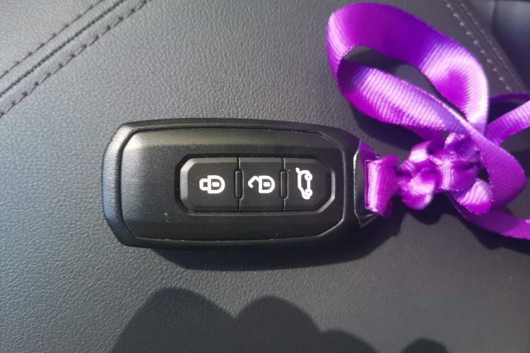 Used Ford Equator Sport 2022 EcoBoost 170 Platinum Edition Vehicle Key